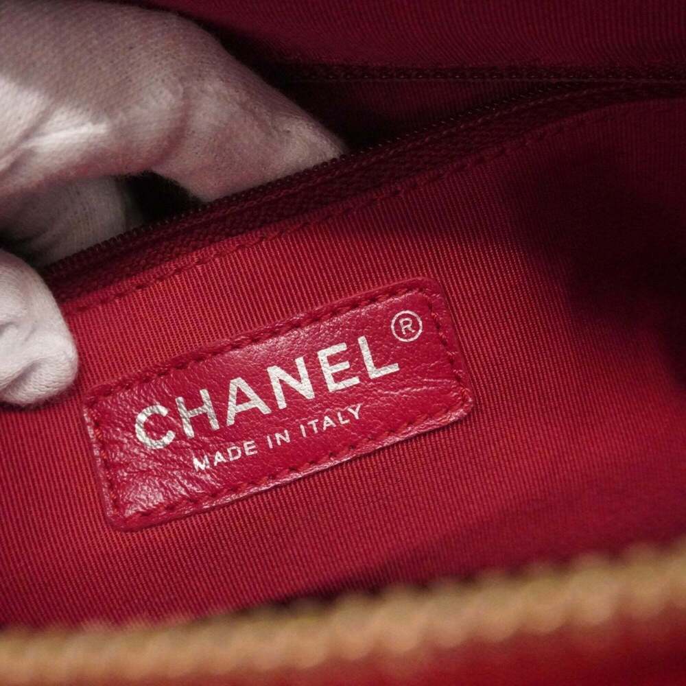 CHANEL Red Shoulder Bag - Picture 5 of 14